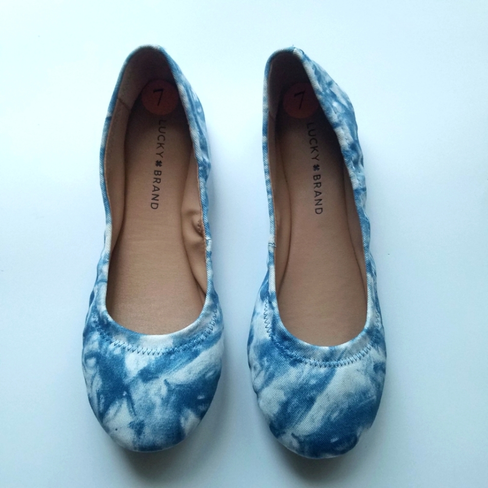 Lucky Brand NWOT Emmie Flats Blue Tie Dye Size 7